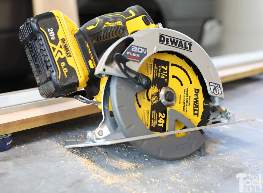 DEWALT-Circular-Saw - Her Tool Belt