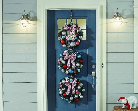 https://www.hertoolbelt.com/wp-content/uploads/adthrive/2015/11/DIY_15_Wreath-1-480x384.jpg